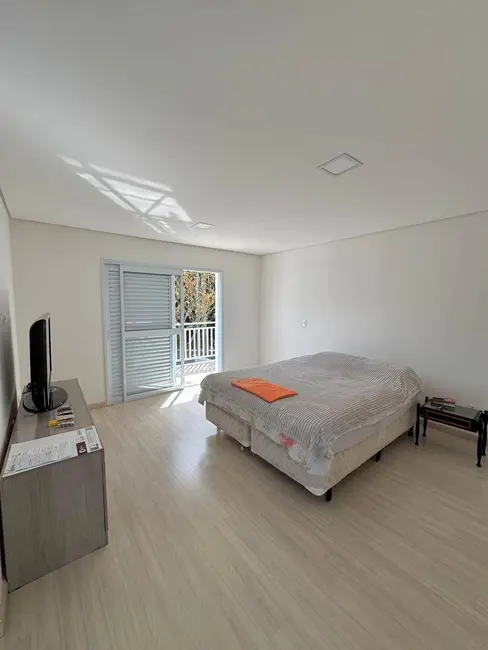 Foto 4 de Casa com 2 quartos à venda, 335m2 em Jardim Jandira, Jandira - SP