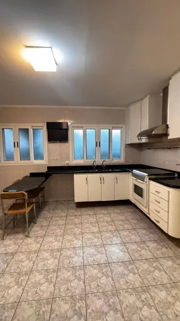 Casa com 4 quartos à venda e para alugar, 480m2 em Morada das Flores (Aldeia da Serra), Santana De Parnaiba - SP - imagem 2 Foto 2 de Casa com 4 quartos à venda e para alugar, 480m2 em Morada das Flores (Aldeia da Serra), Santana De Parnaiba - SP