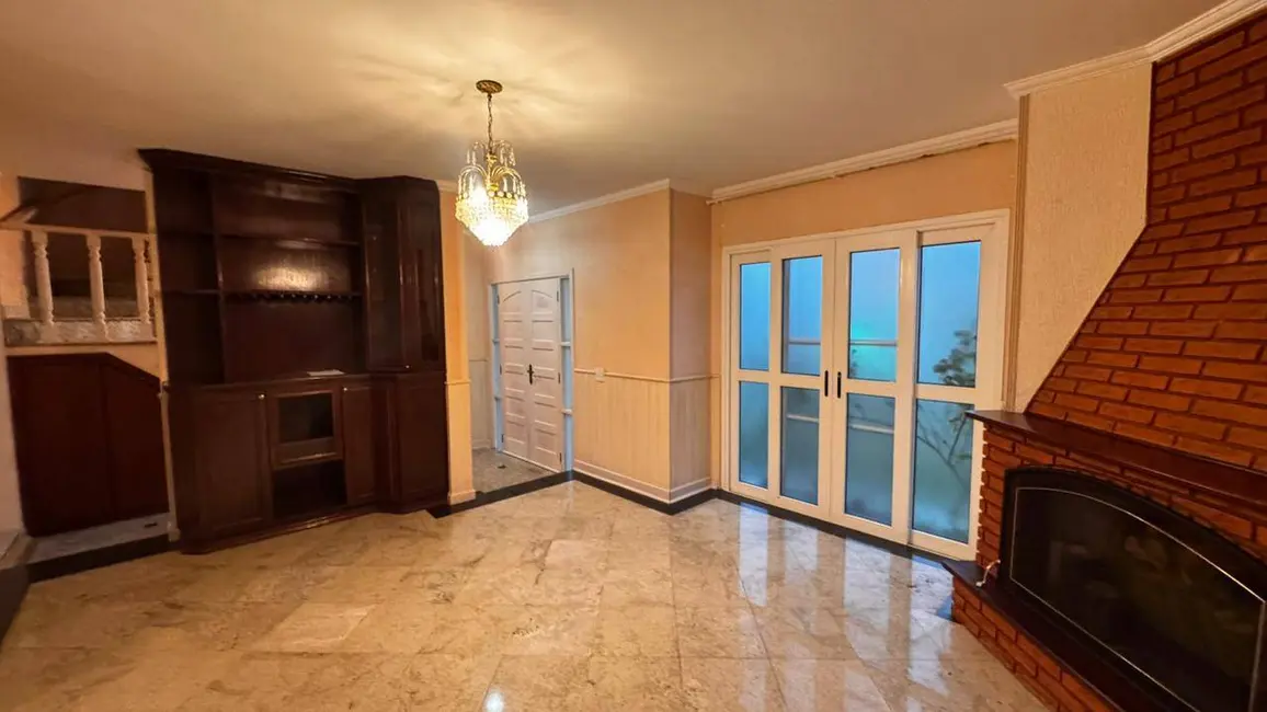 Casa com 4 quartos à venda e para alugar, 480m2 em Morada das Flores (Aldeia da Serra), Santana De Parnaiba - SP - imagem 5 Foto 5 de Casa com 4 quartos à venda e para alugar, 480m2 em Morada das Flores (Aldeia da Serra), Santana De Parnaiba - SP