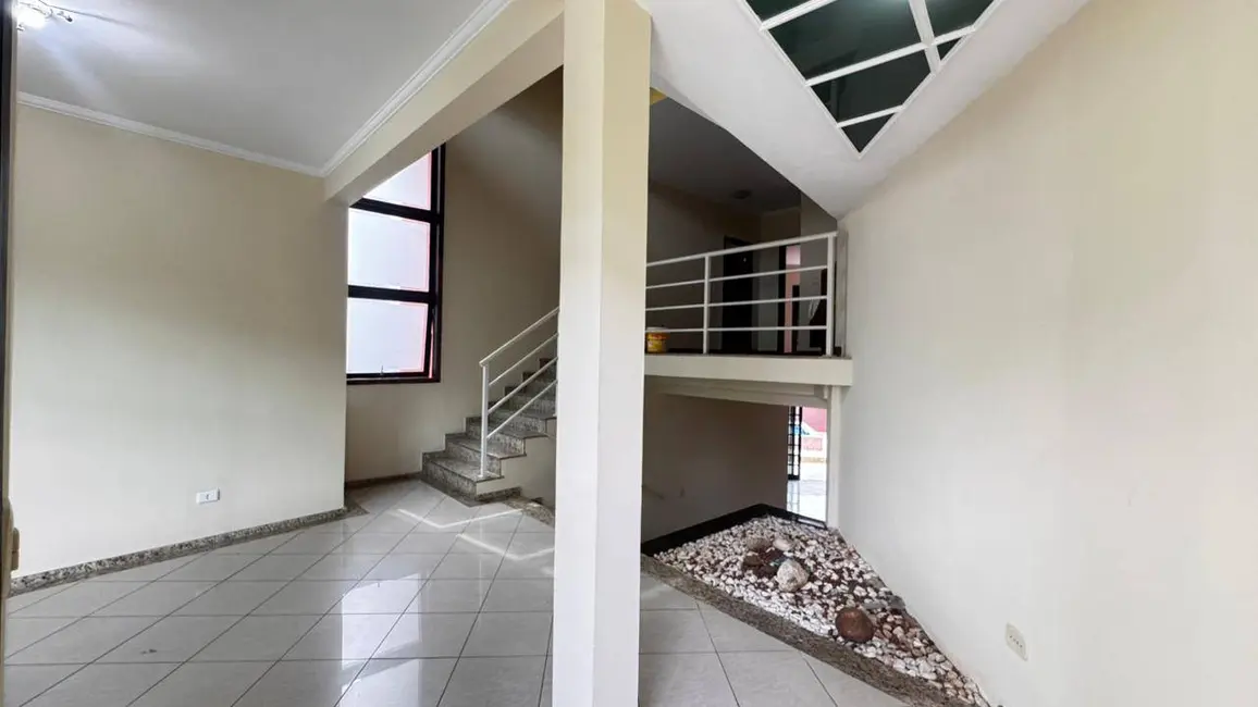 Foto 5 de Casa com 3 quartos para alugar, 403m2 em Morada das Flores (Aldeia da Serra), Santana De Parnaiba - SP