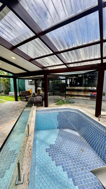 Casa com 4 quartos à venda, 510m2 em Residencial Morada dos Lagos, Barueri - SP - imagem 4 Foto 4 de Casa com 4 quartos à venda, 510m2 em Residencial Morada dos Lagos, Barueri - SP