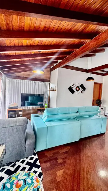 Casa com 4 quartos à venda, 510m2 em Residencial Morada dos Lagos, Barueri - SP - imagem 9 Foto 9 de Casa com 4 quartos à venda, 510m2 em Residencial Morada dos Lagos, Barueri - SP
