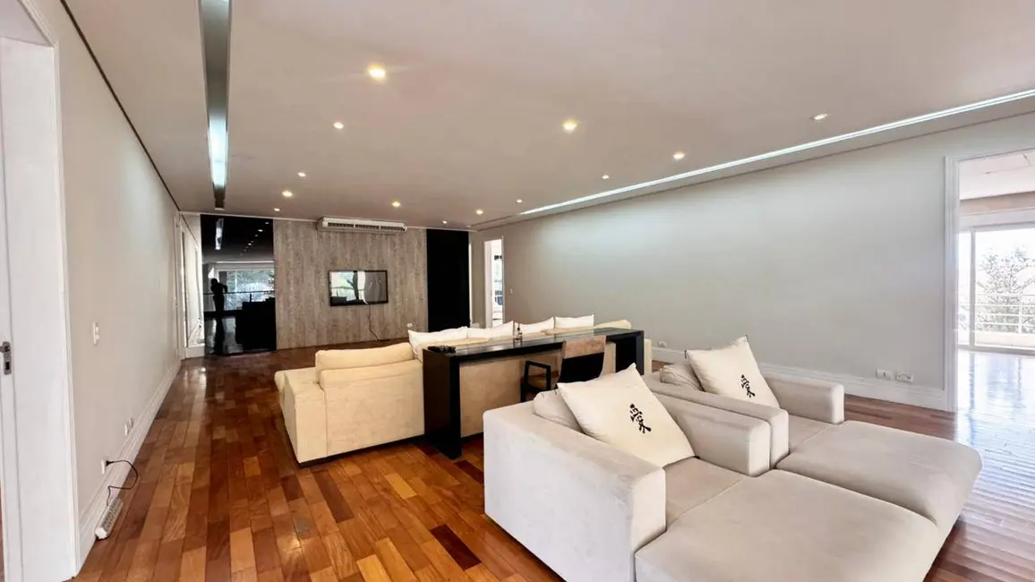 Foto 54 de Casa à venda, 2200m2 em Tamboré, Barueri - SP