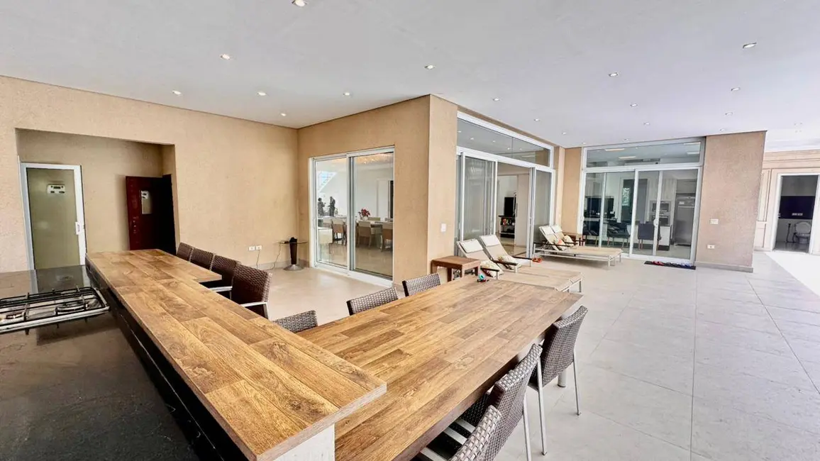 Foto 10 de Casa à venda, 2200m2 em Tamboré, Barueri - SP