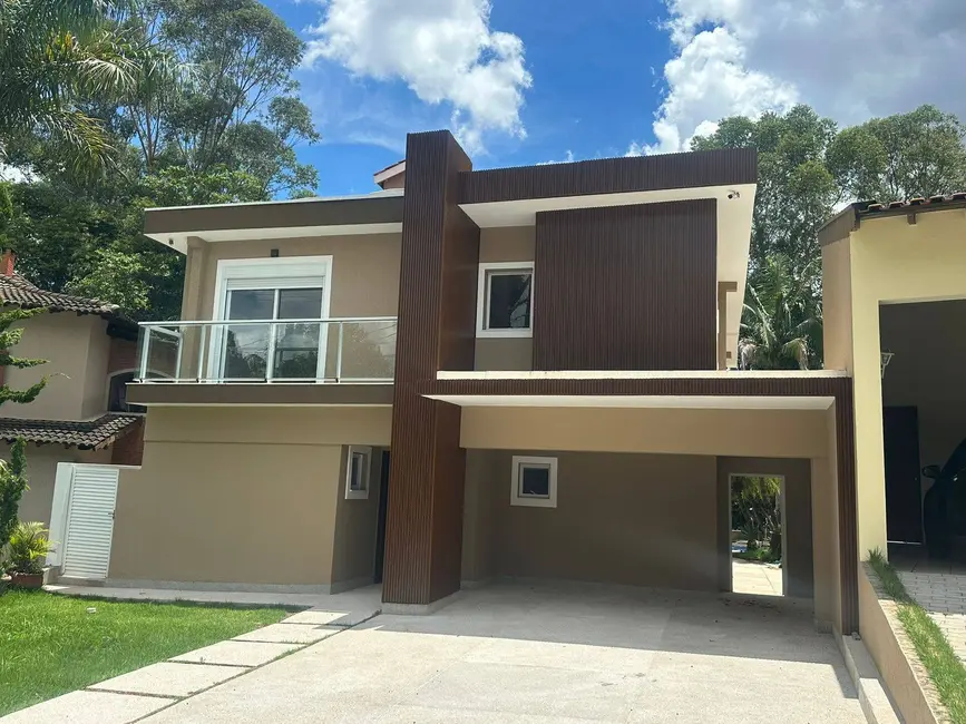 Foto 1 de Casa com 4 quartos à venda e para alugar, 380m2 em Alphaville, Santana De Parnaiba - SP