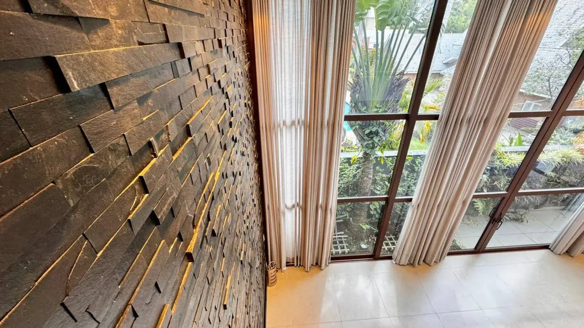 Casa com 3 quartos à venda em Barueri - SP - imagem 6 Foto 6 de Casa com 3 quartos à venda em Barueri - SP