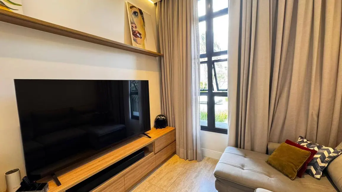 Foto 2 de Casa com 3 quartos à venda, 480m2 em Morada das Flores (Aldeia da Serra), Santana De Parnaiba - SP