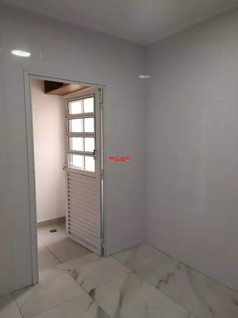 Foto 2 de Apartamento com 2 quartos para alugar, 54m2 em Vila Libanesa, São Paulo - SP