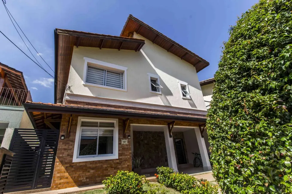 Foto 1 de Casa com 4 quartos à venda e para alugar em Alphaville, Santana De Parnaiba - SP