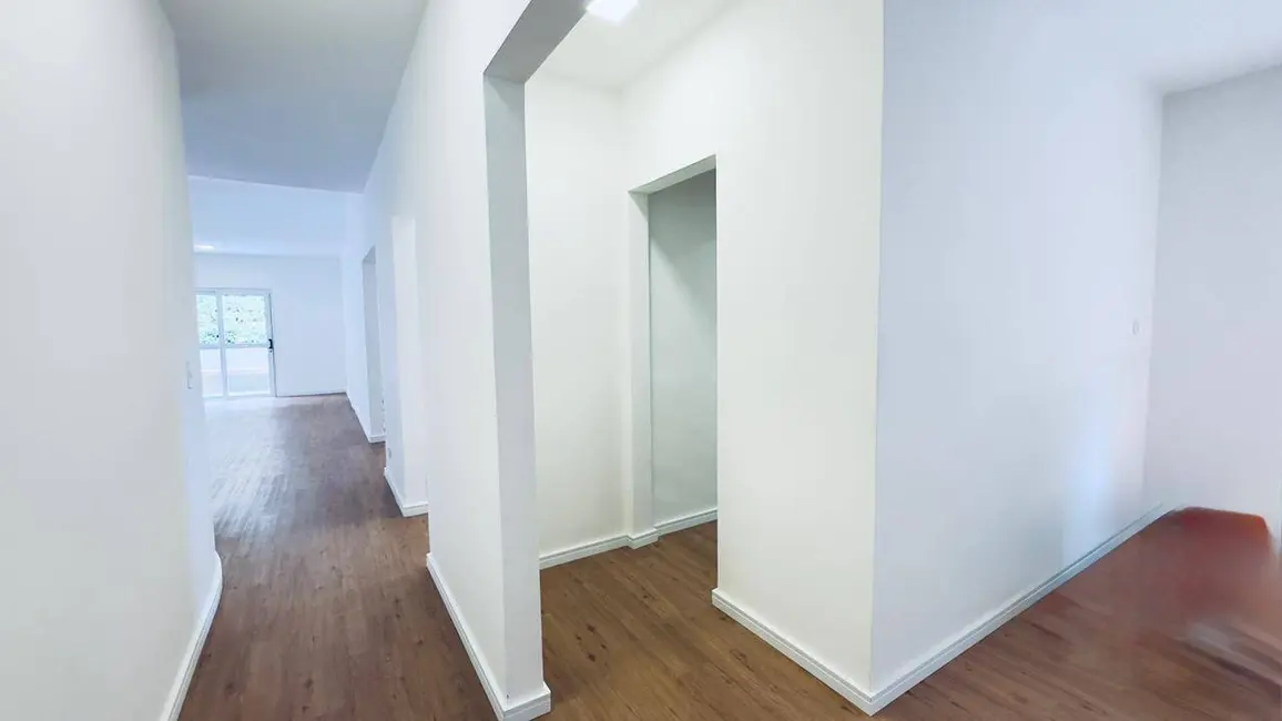 Casa com 3 quartos à venda, 459m2 em Quintas do Ingaí, Santana De Parnaiba - SP - imagem 5 Foto 5 de Casa com 3 quartos à venda, 459m2 em Quintas do Ingaí, Santana De Parnaiba - SP