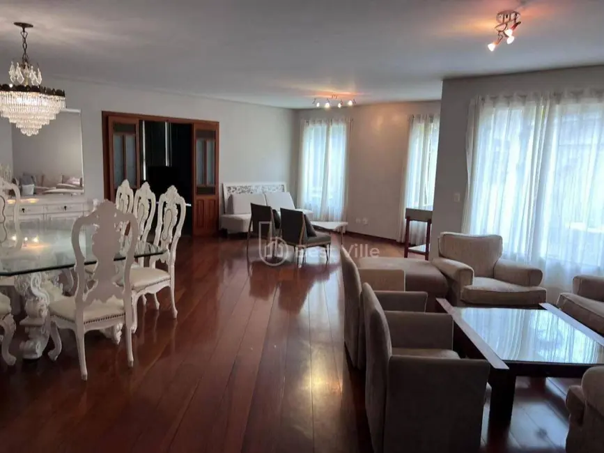 Casa com 6 quartos à venda, 1102m2 em Alphaville, Santana De Parnaiba - SP - imagem 9 Foto 9 de Casa com 6 quartos à venda, 1102m2 em Alphaville, Santana De Parnaiba - SP