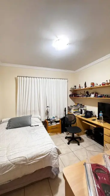 Foto 5 de Casa com 4 quartos à venda em Morada das Flores (Aldeia da Serra), Santana De Parnaiba - SP