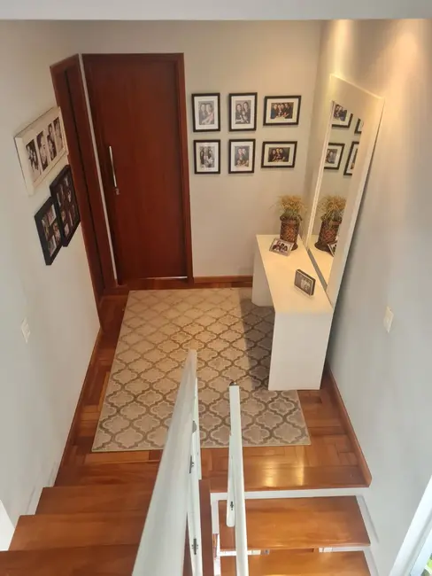 Foto 6 de Casa com 3 quartos à venda e para alugar, 300m2 em Parque Nova Jandira, Jandira - SP