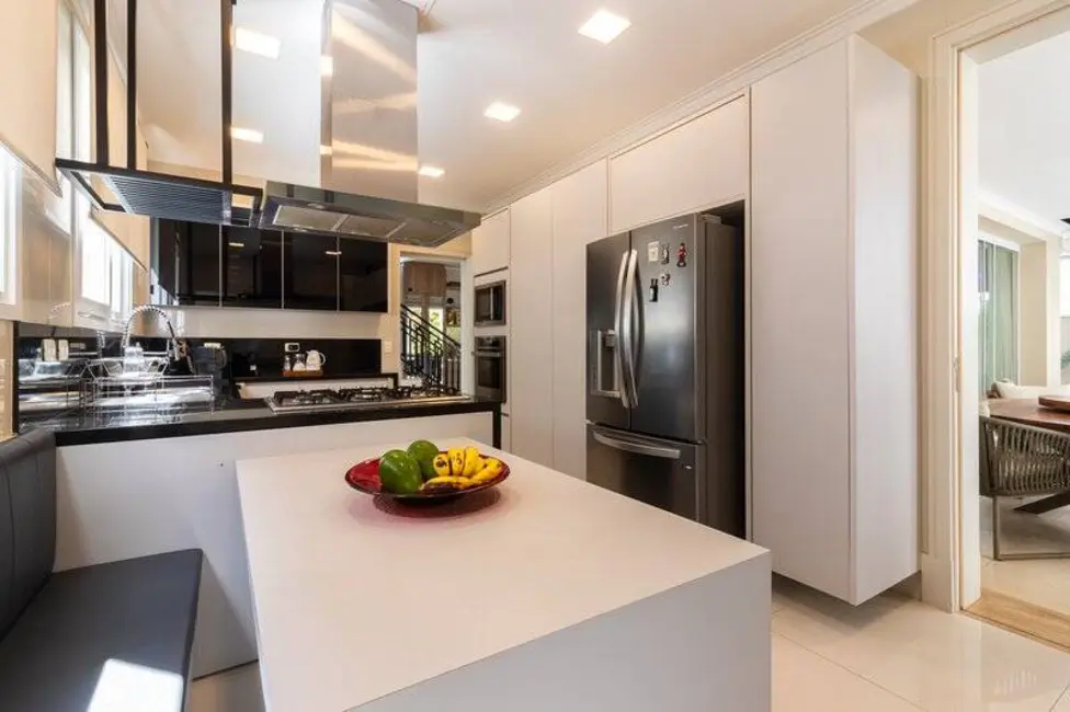 Foto 2 de Casa com 4 quartos à venda, 420m2 em Tamboré, Barueri - SP