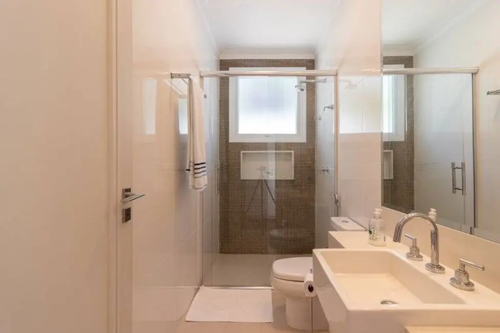 Foto 6 de Casa com 4 quartos à venda, 420m2 em Tamboré, Barueri - SP