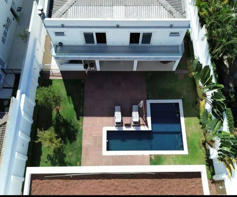 Foto 4 de Casa com 4 quartos à venda e para alugar, 683m2 em Alphaville Residencial Zero, Barueri - SP