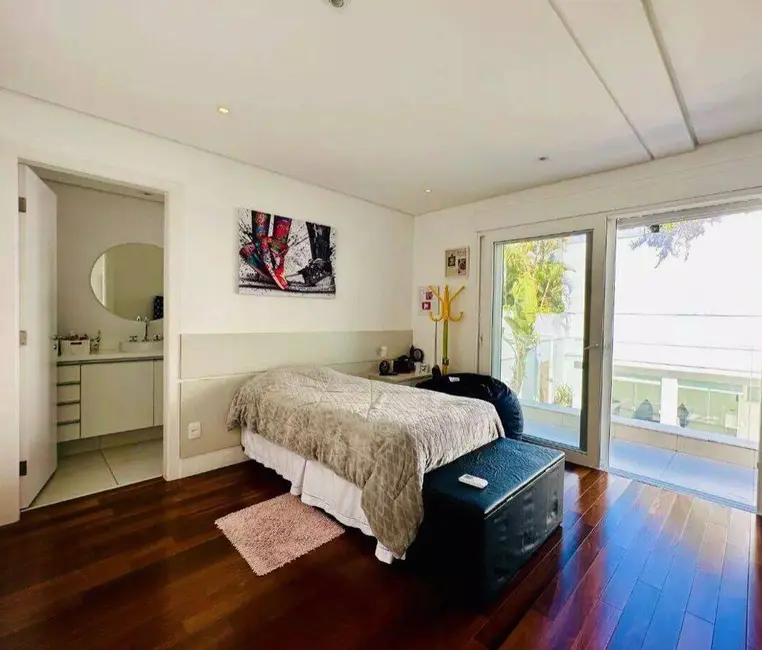 Foto 9 de Casa com 4 quartos à venda e para alugar, 683m2 em Alphaville Residencial Zero, Barueri - SP