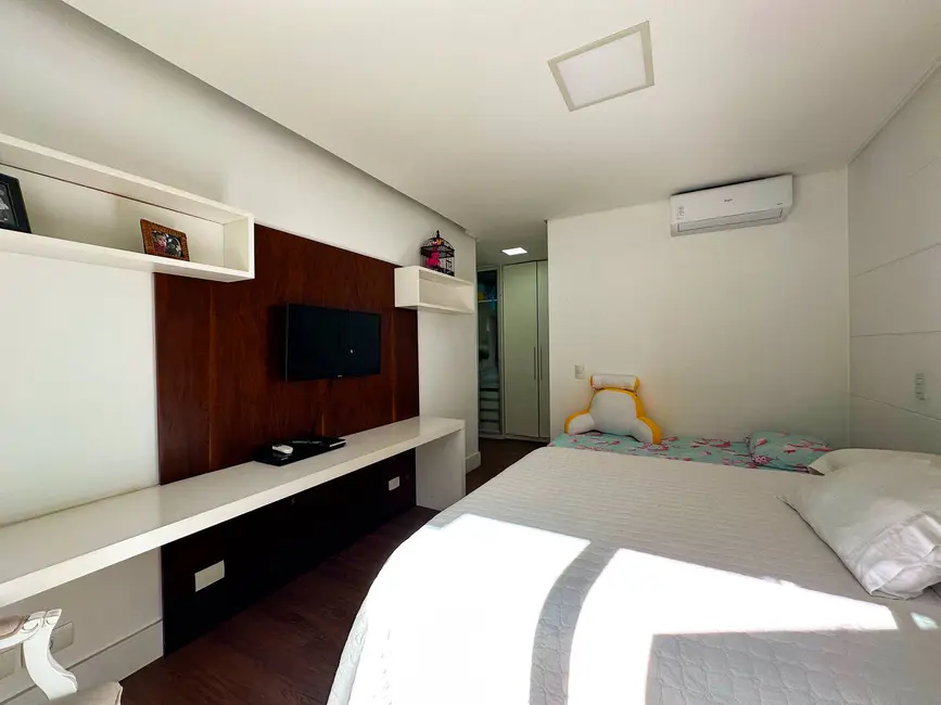 Foto 1 de Casa com 4 quartos à venda, 1500m2 em Tamboré, Barueri - SP