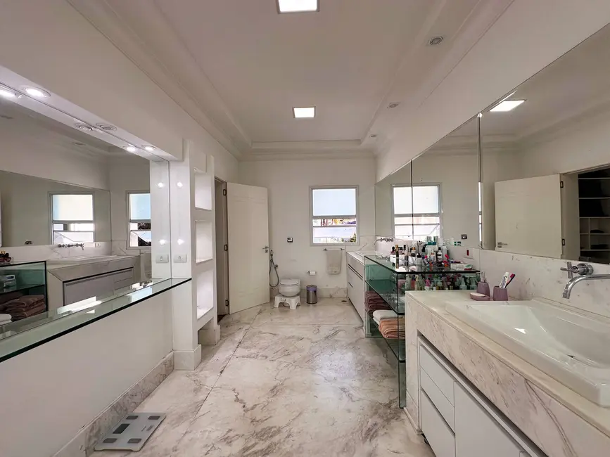 Foto 4 de Casa com 4 quartos à venda, 1500m2 em Tamboré, Barueri - SP