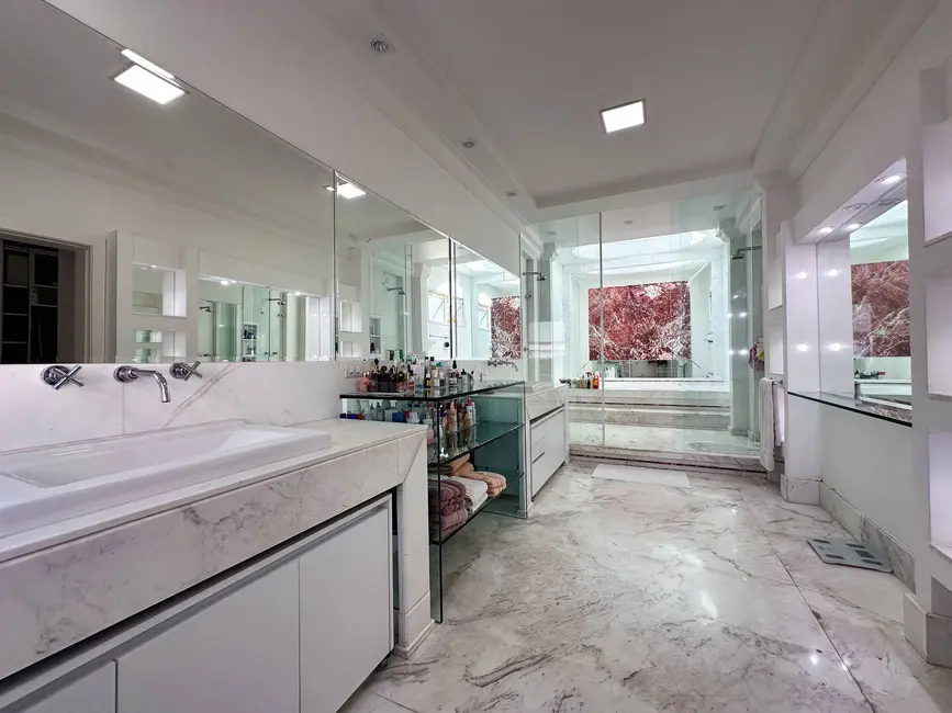 Foto 3 de Casa com 4 quartos à venda, 1500m2 em Tamboré, Barueri - SP
