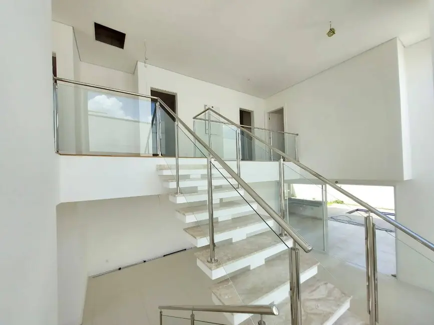 Casa com 4 quartos à venda e para alugar, 450m2 em Alphaville, Santana De Parnaiba - SP - imagem 7 Foto 7 de Casa com 4 quartos à venda e para alugar, 450m2 em Alphaville, Santana De Parnaiba - SP