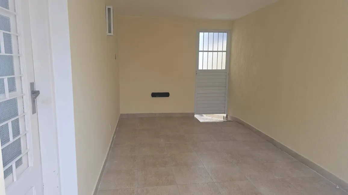 Foto 3 de Casa com 3 quartos à venda, 285m2 em Jardim Londrina, São Paulo - SP