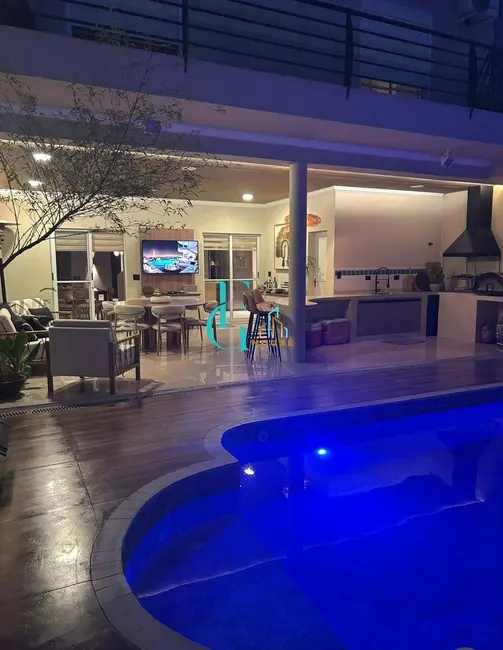 Foto 1 de Casa com 4 quartos à venda em Alphaville, Santana De Parnaiba - SP