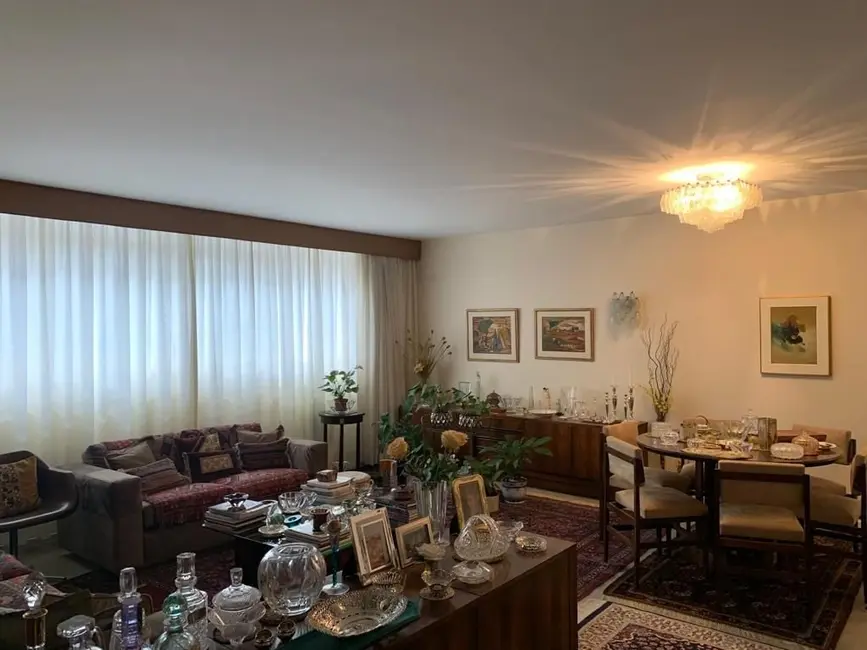 Foto 1 de Apartamento com 3 quartos à venda, 224m2 em Higienópolis, São Paulo - SP