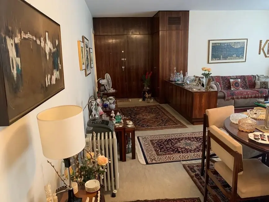 Apartamento com 3 quartos à venda, 224m2 em Higienópolis, São Paulo - SP - imagem 4 Foto 4 de Apartamento com 3 quartos à venda, 224m2 em Higienópolis, São Paulo - SP