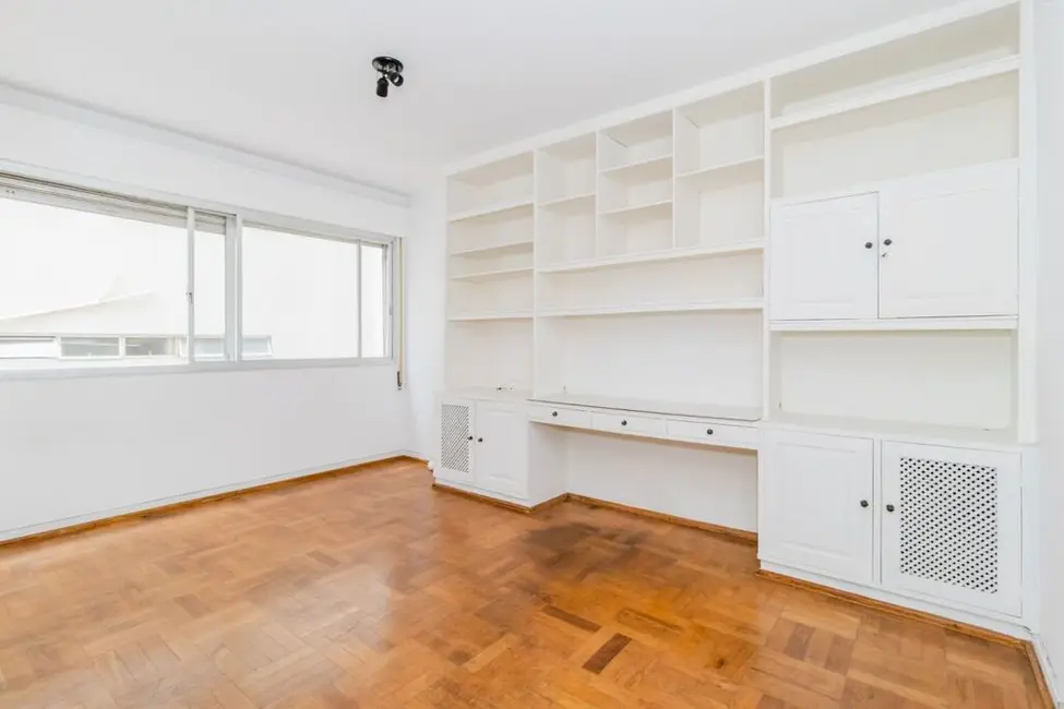 Apartamento com 4 quartos à venda, 296m2 em Higienópolis, São Paulo - SP - imagem 8 Foto 8 de Apartamento com 4 quartos à venda, 296m2 em Higienópolis, São Paulo - SP