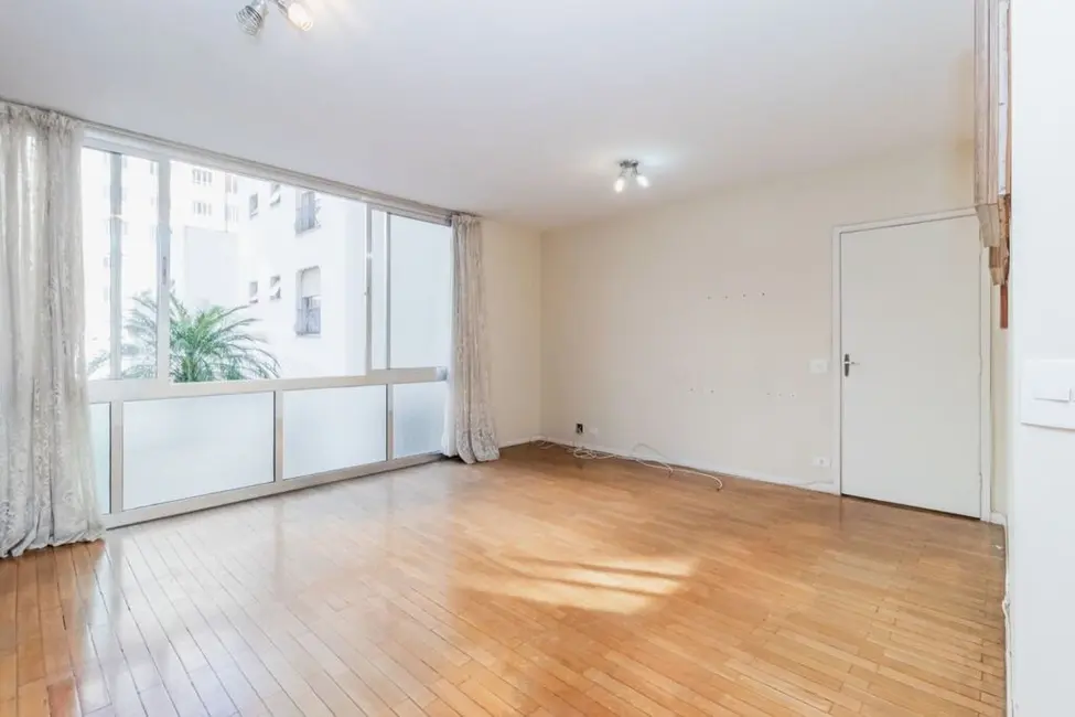 Apartamento com 3 quartos à venda, 124m2 em Higienópolis, São Paulo - SP - imagem 3 Foto 3 de Apartamento com 3 quartos à venda, 124m2 em Higienópolis, São Paulo - SP