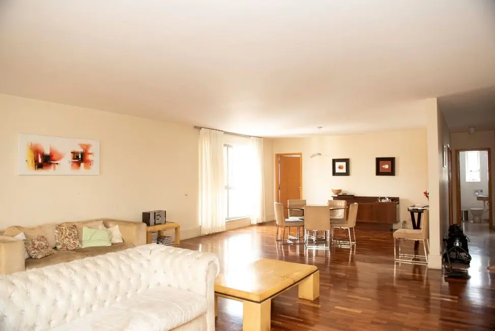 Apartamento com 4 quartos à venda, 252m2 em Higienópolis, São Paulo - SP - imagem 5 Foto 5 de Apartamento com 4 quartos à venda, 252m2 em Higienópolis, São Paulo - SP