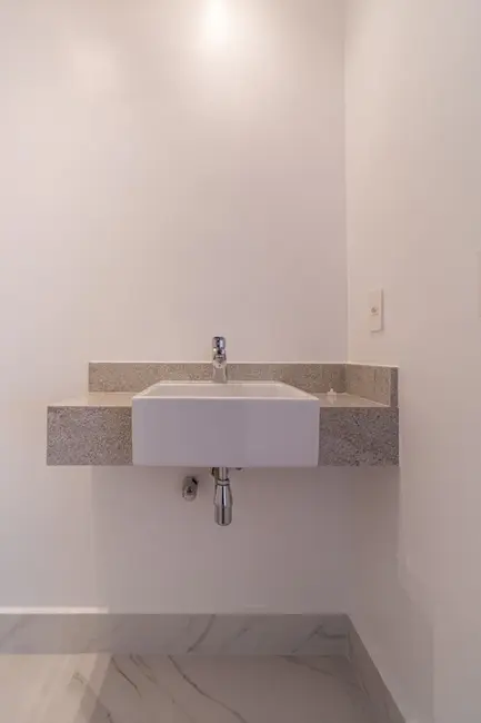 Apartamento com 2 quartos à venda, 210m2 em Higienópolis, São Paulo - SP - imagem 4 Foto 4 de Apartamento com 2 quartos à venda, 210m2 em Higienópolis, São Paulo - SP