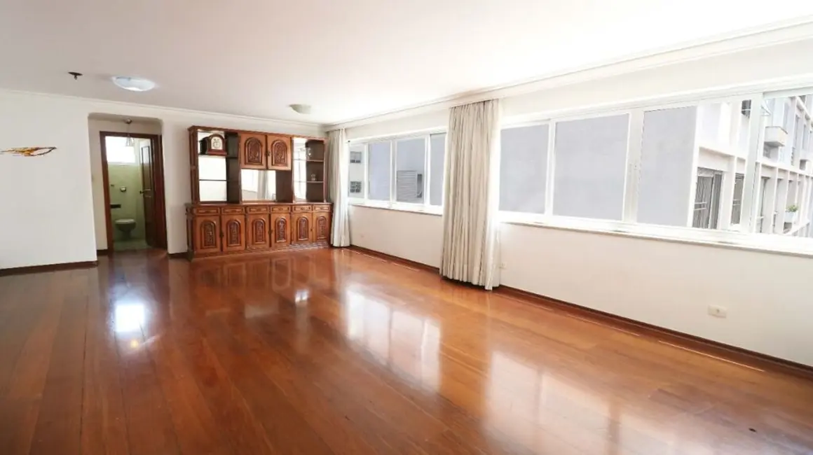 Apartamento com 3 quartos à venda, 210m2 em Higienópolis, São Paulo - SP - imagem 6 Foto 6 de Apartamento com 3 quartos à venda, 210m2 em Higienópolis, São Paulo - SP