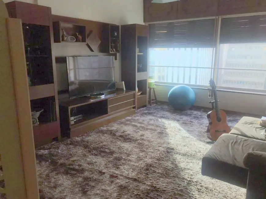 Apartamento com 3 quartos à venda, 166m2 em Bela Vista, São Paulo - SP - imagem 3 Foto 3 de Apartamento com 3 quartos à venda, 166m2 em Bela Vista, São Paulo - SP