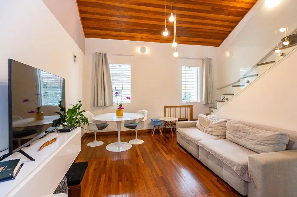 Foto 2 de Casa com 3 quartos à venda, 150m2 em Jardins, São Paulo - SP