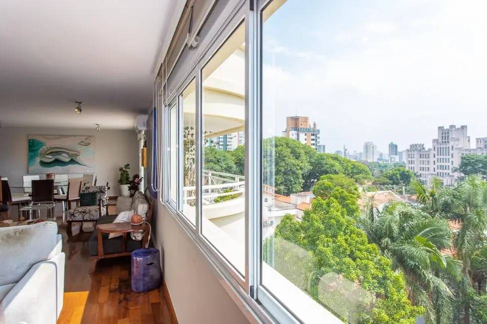 Apartamento com 3 quartos à venda, 237m2 em Vila Mariana, São Paulo - SP - imagem 9 Foto 9 de Apartamento com 3 quartos à venda, 237m2 em Vila Mariana, São Paulo - SP