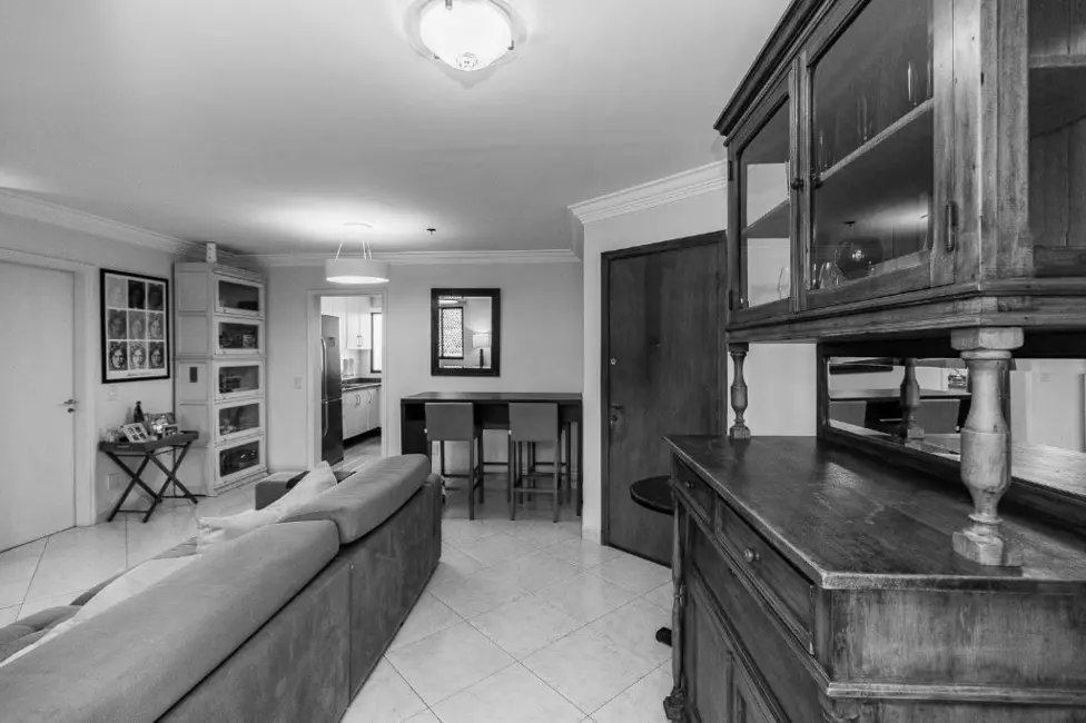 Apartamento com 2 quartos à venda, 81m2 em Aclimação, São Paulo - SP - imagem 8 Foto 8 de Apartamento com 2 quartos à venda, 81m2 em Aclimação, São Paulo - SP