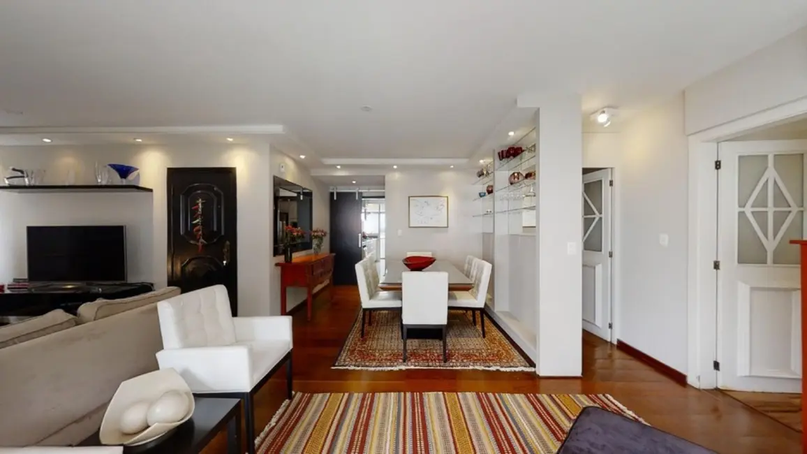 Apartamento com 3 quartos à venda, 138m2 em Aclimação, São Paulo - SP - imagem 6 Foto 6 de Apartamento com 3 quartos à venda, 138m2 em Aclimação, São Paulo - SP