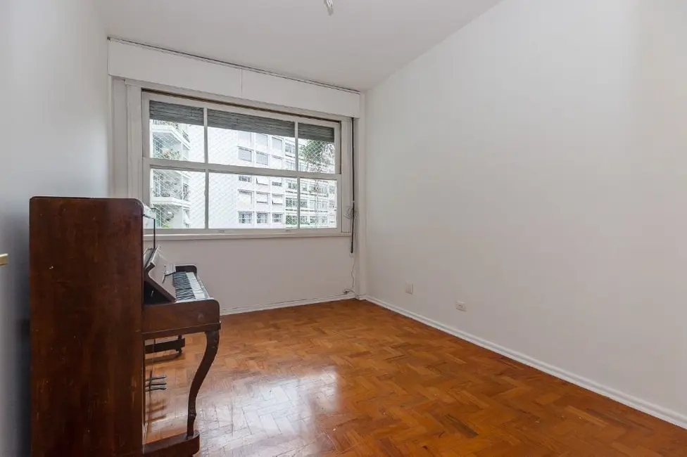 Apartamento com 3 quartos à venda, 98m2 em Aclimação, São Paulo - SP - imagem 4 Foto 4 de Apartamento com 3 quartos à venda, 98m2 em Aclimação, São Paulo - SP