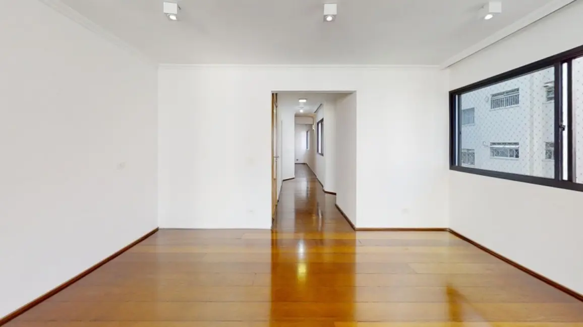 Apartamento com 4 quartos à venda, 269m2 em Aclimação, São Paulo - SP - imagem 9 Foto 9 de Apartamento com 4 quartos à venda, 269m2 em Aclimação, São Paulo - SP