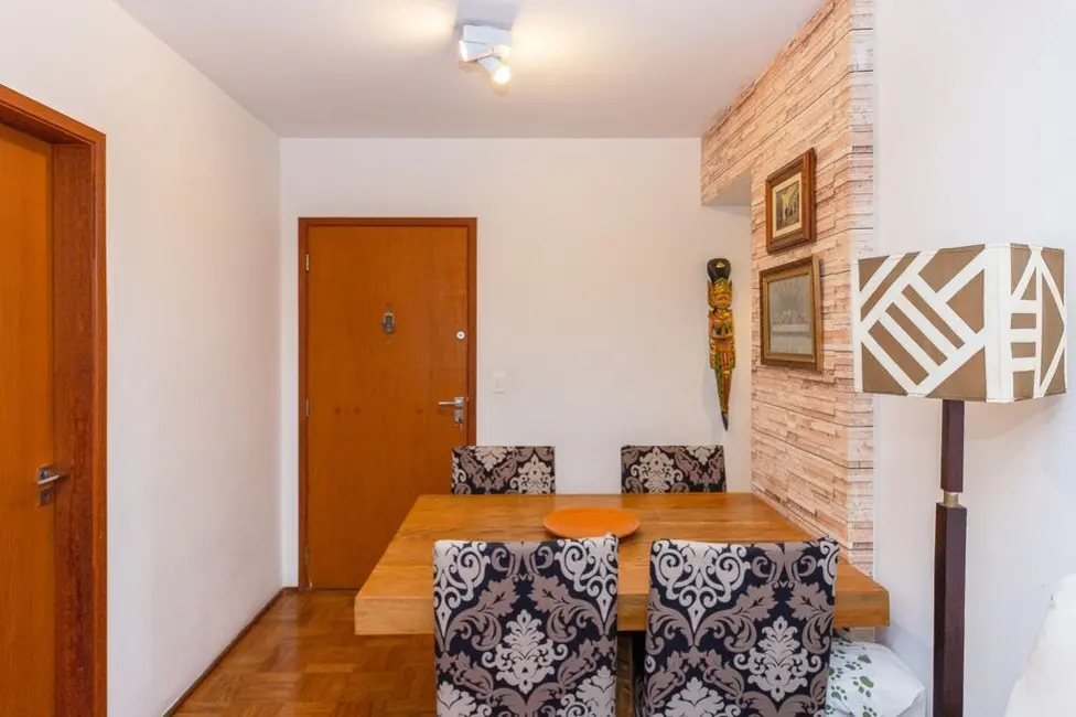 Foto 4 de Apartamento com 2 quartos à venda, 68m2 em Aclimação, São Paulo - SP