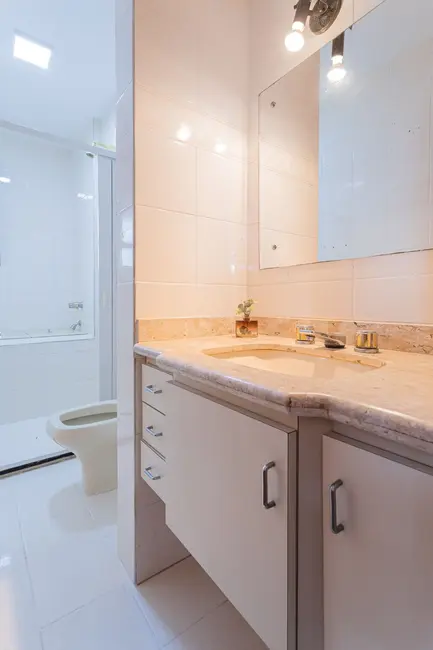 Foto 6 de Apartamento com 3 quartos à venda, 184m2 em Aclimação, São Paulo - SP