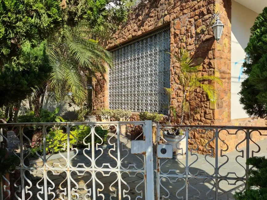 Foto 2 de Casa com 3 quartos à venda, 180m2 em São Paulo - SP