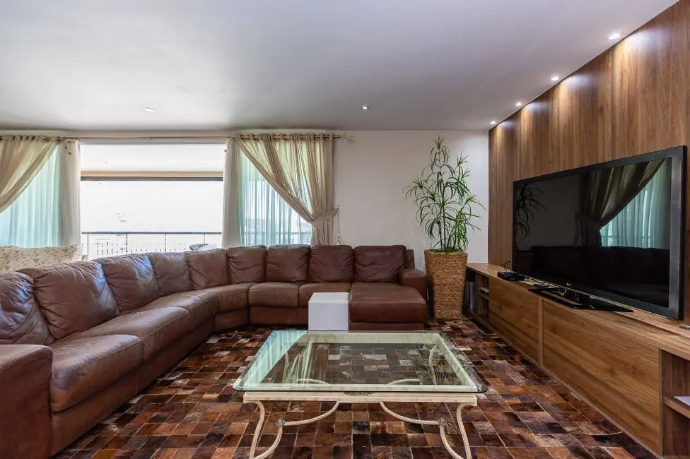 Apartamento com 3 quartos à venda, 218m2 em Brooklin Paulista, São Paulo - SP - imagem 4 Foto 4 de Apartamento com 3 quartos à venda, 218m2 em Brooklin Paulista, São Paulo - SP