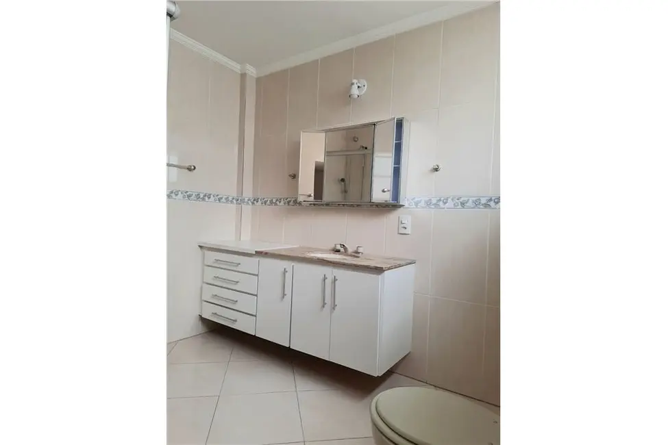 Apartamento com 3 quartos à venda, 141m2 em Santa Cecília, São Paulo - SP - imagem 4 Foto 4 de Apartamento com 3 quartos à venda, 141m2 em Santa Cecília, São Paulo - SP