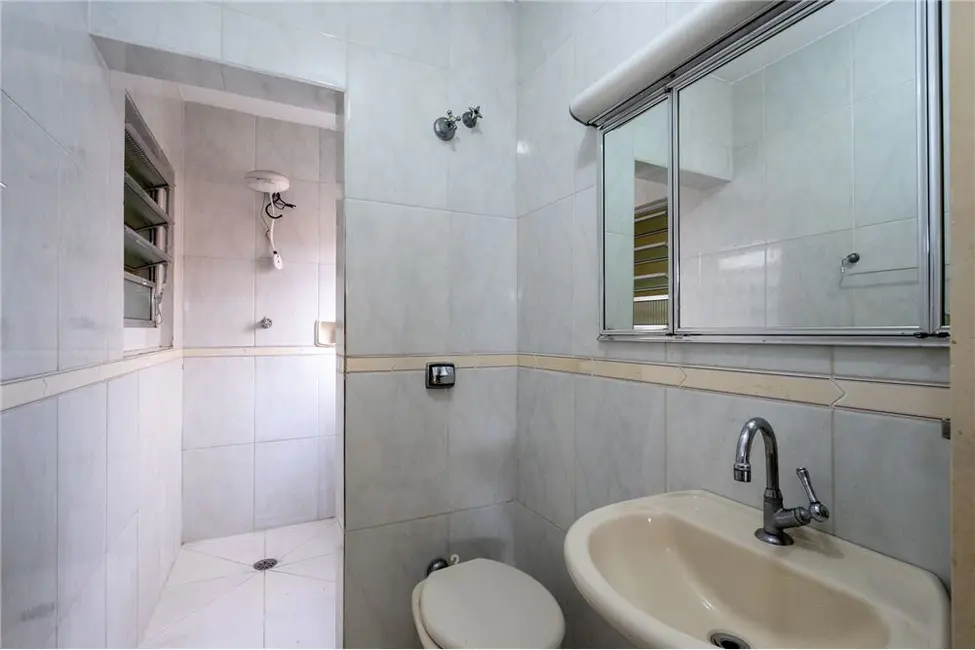 Casa com 2 quartos à venda, 109m2 em Alto da Lapa, São Paulo - SP - imagem 3 Foto 3 de Casa com 2 quartos à venda, 109m2 em Alto da Lapa, São Paulo - SP