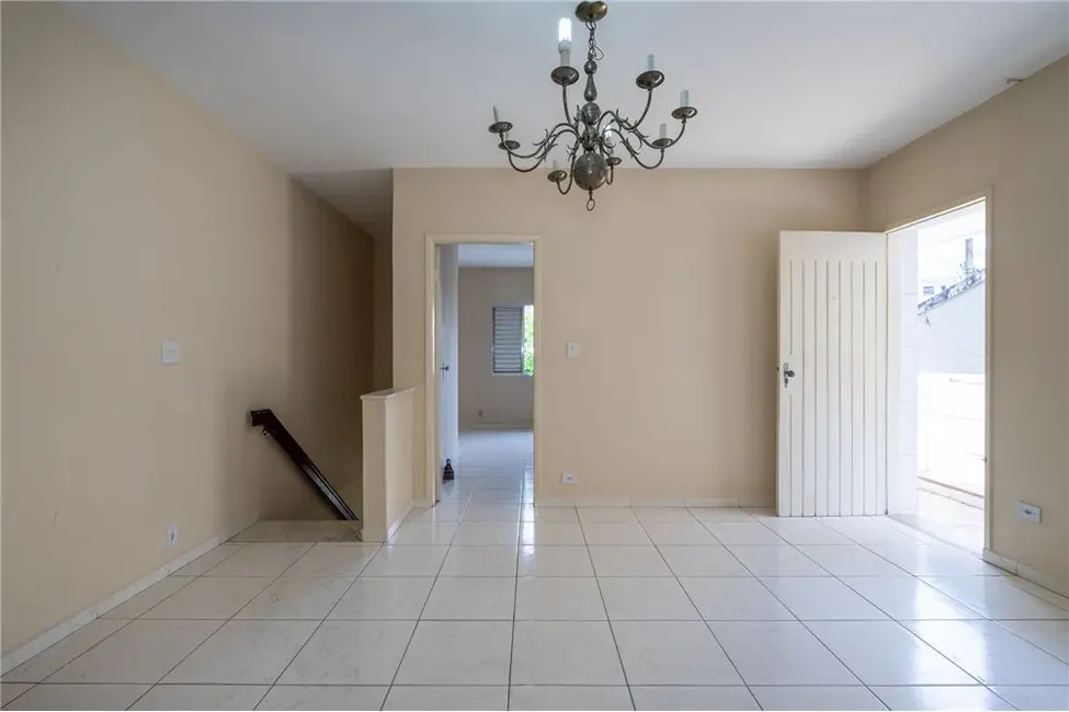 Casa com 2 quartos à venda, 109m2 em Alto da Lapa, São Paulo - SP - imagem 4 Foto 4 de Casa com 2 quartos à venda, 109m2 em Alto da Lapa, São Paulo - SP