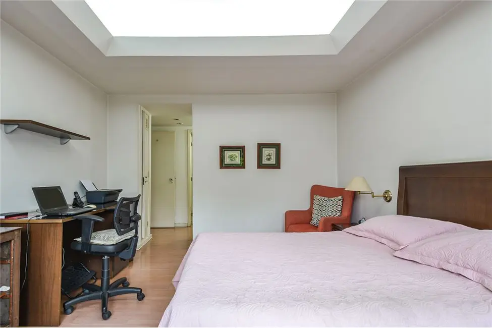 Apartamento com 3 quartos à venda, 220m2 em Bela Vista, São Paulo - SP - imagem 4 Foto 4 de Apartamento com 3 quartos à venda, 220m2 em Bela Vista, São Paulo - SP