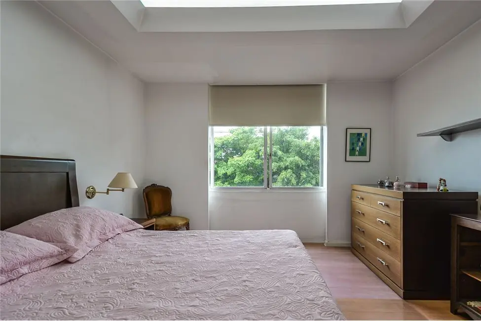 Apartamento com 3 quartos à venda, 220m2 em Bela Vista, São Paulo - SP - imagem 3 Foto 3 de Apartamento com 3 quartos à venda, 220m2 em Bela Vista, São Paulo - SP